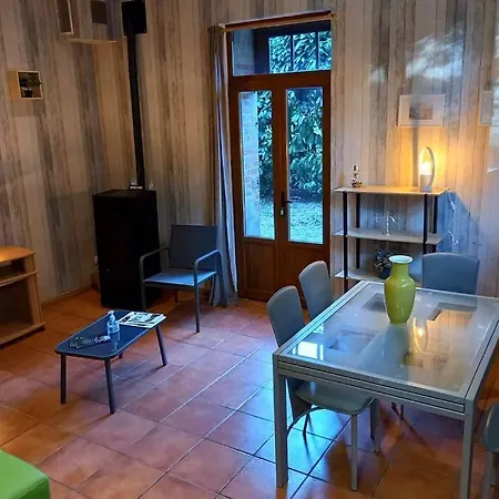 Apartman Dans Le Jardin Du Chateau *