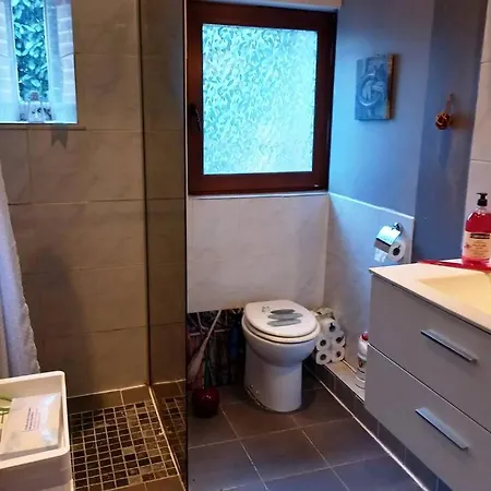 Dans Le Jardin Du Chateau Apartman Agonges